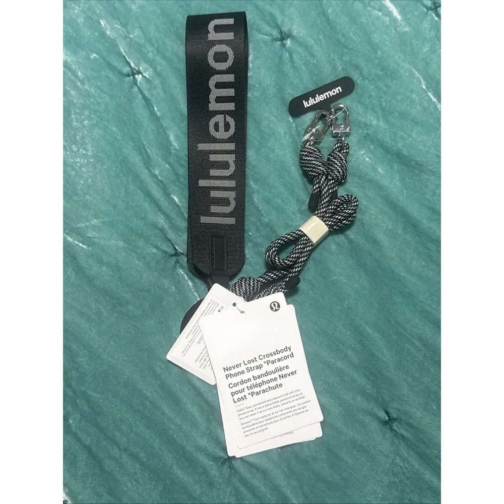 Lululemon Never Lost Crossbody Phone Strap Paracord Black White NWT